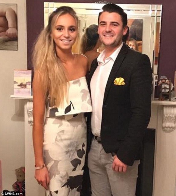 Jessica with her boyfriend Jessica with her boyfriend